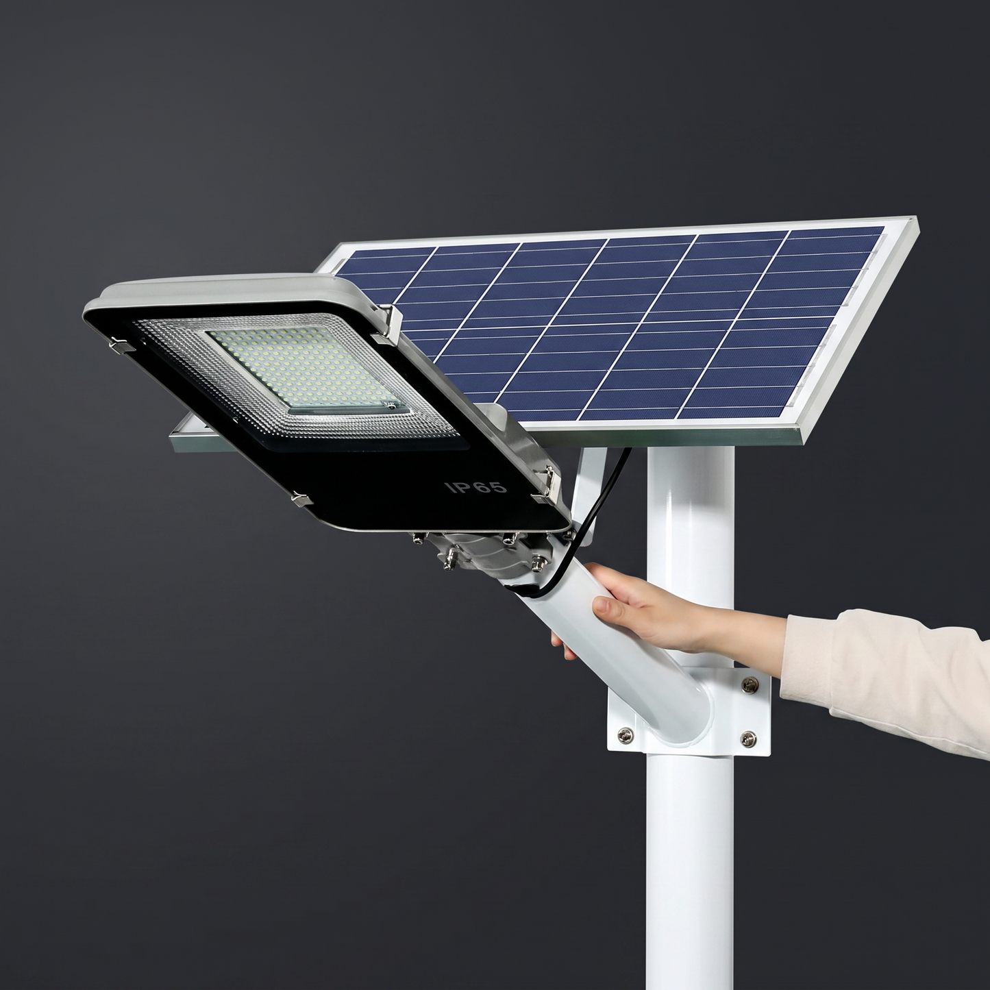 Solarna LED Luč za Dvorišče – Močna, Brez Kablov, Vodoodporna (IP65)