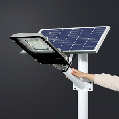 Solarna LED Luč za Dvorišče – Močna, Brez Kablov, Vodoodporna (IP65)